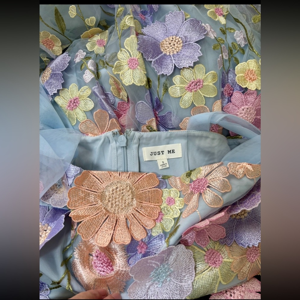 Boutique Just Me Blue 3D Floral Embroidered Tulle Midi Dress NWT  Size Small - Picture 5 of 5